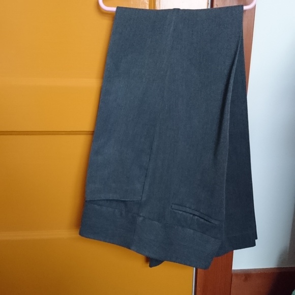 Medium Gray Express Editor Flare Pants 6R - Picture 1 of 4